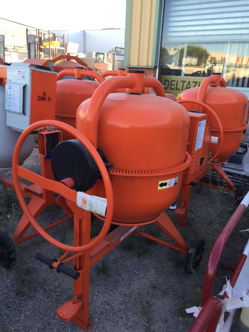 Bétonnière à louer sur Fréjus